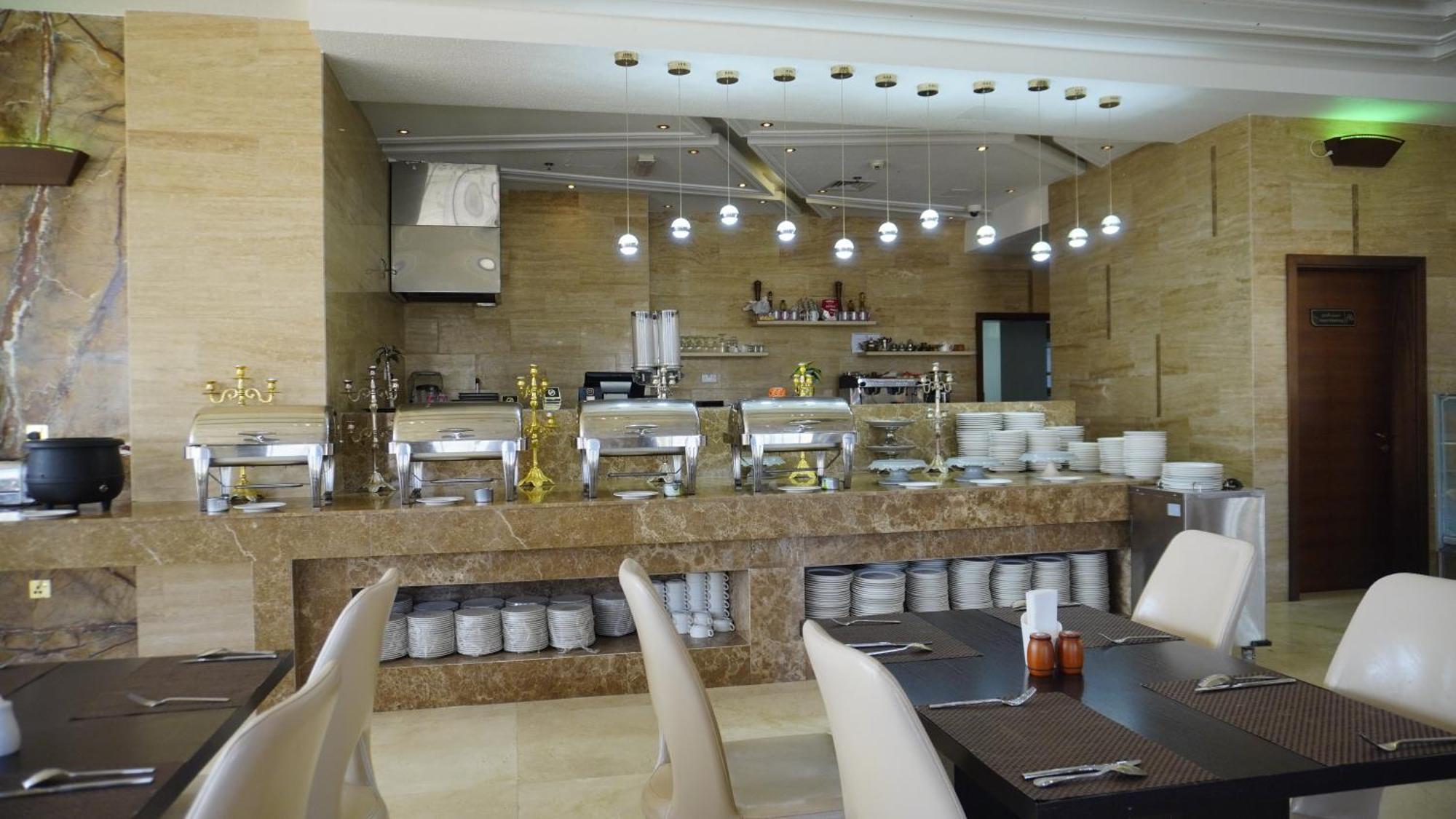 Bristol Hotel Salalah Exterior foto