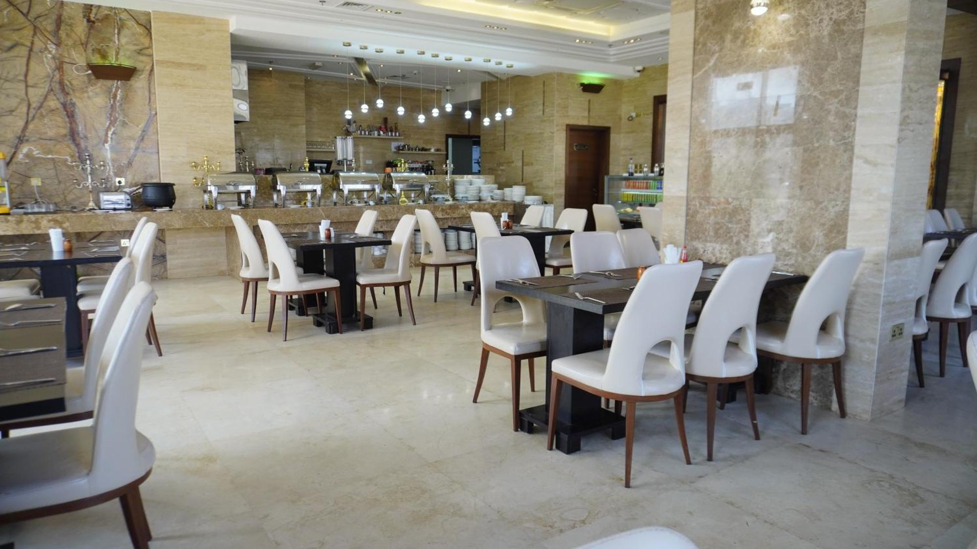 Bristol Hotel Salalah Exterior foto